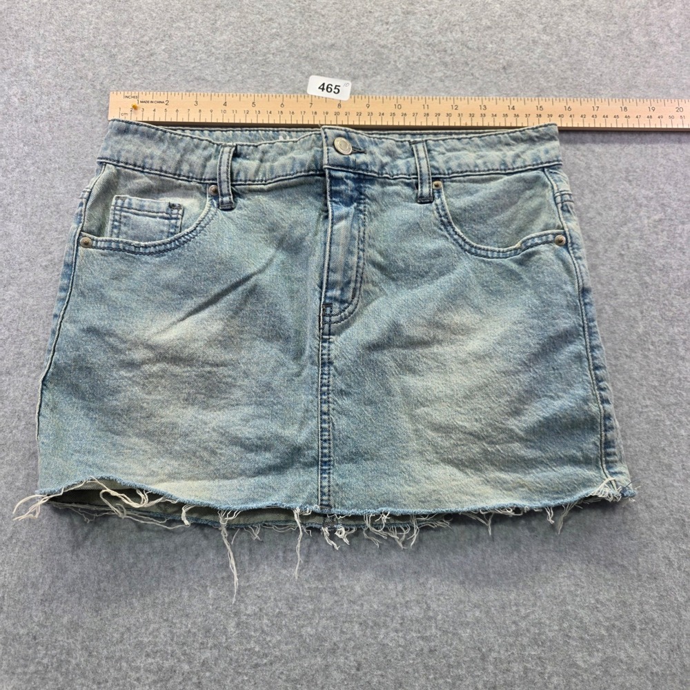No Boundaries Womens Light‎ Wash Denim Mini Skirt Raw Hem Size S 4-6